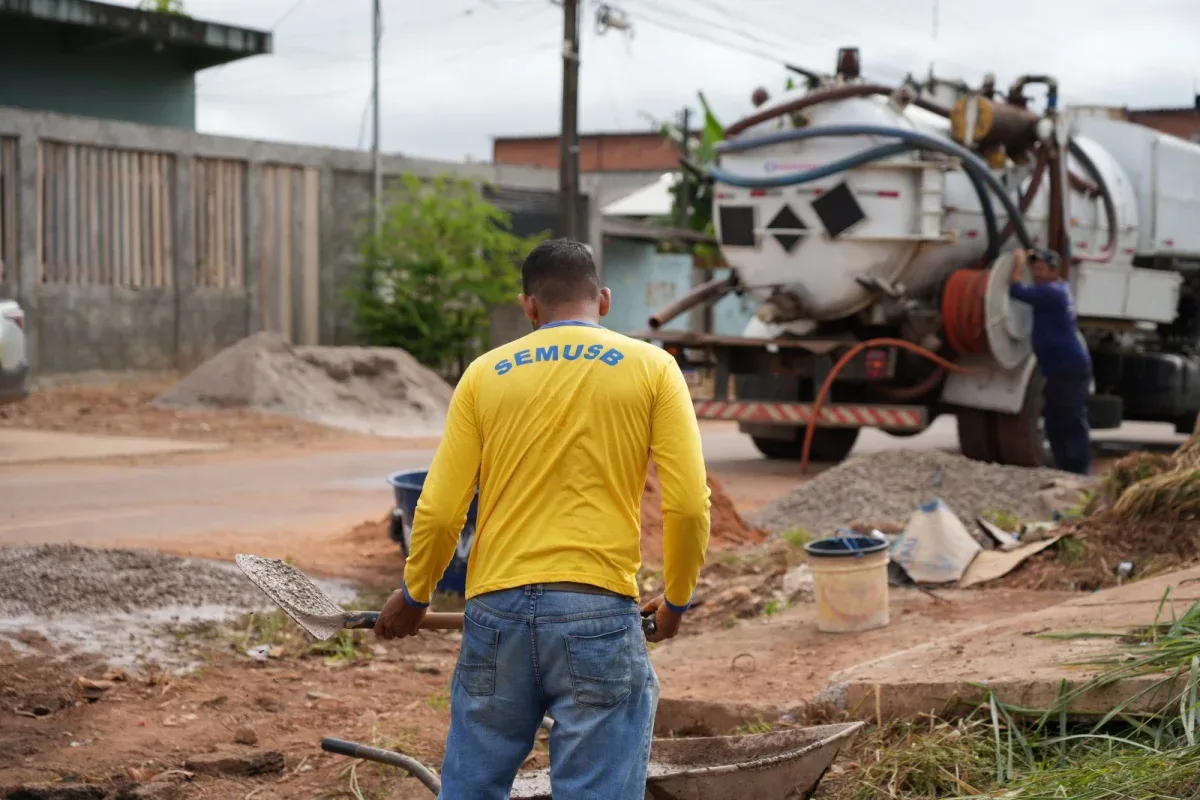  A Prefeitura intensificou frentes de trabalho simultâneas que vêm atuando na recuperação dessas estruturas
