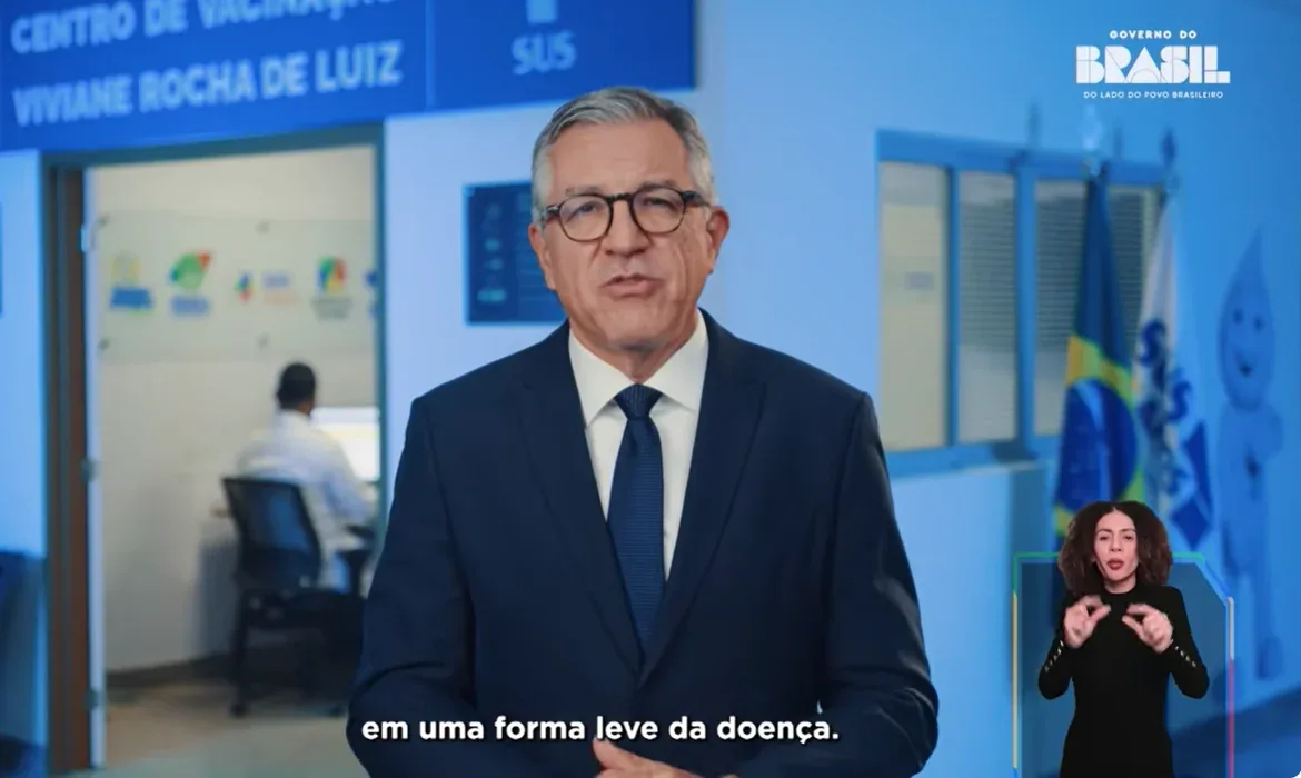 Pronunciamento Alexandre Padilha dia D vacinação contra a gripe